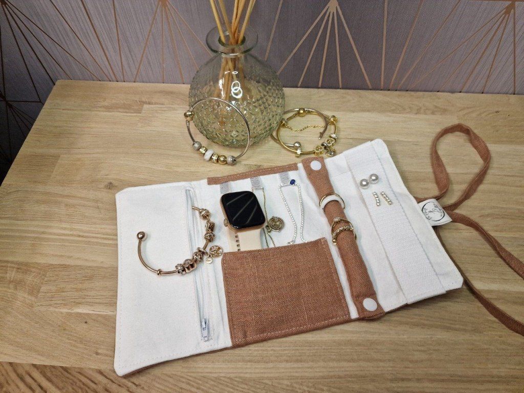 Etui à bijoux nomade