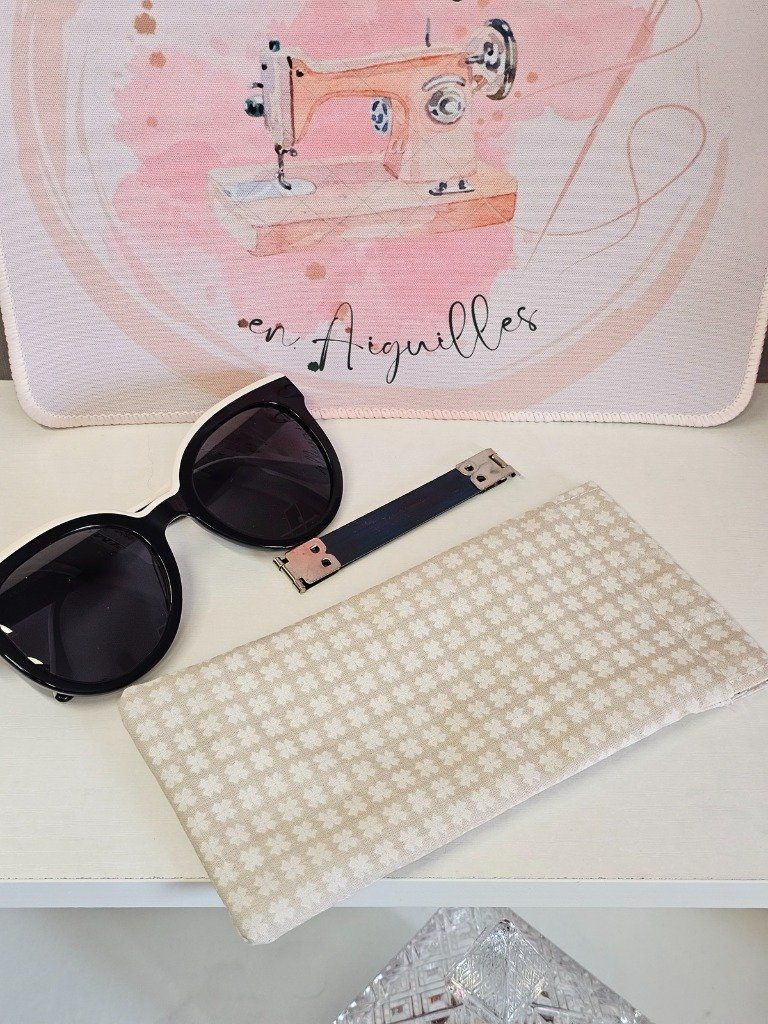 Etui à lunettes