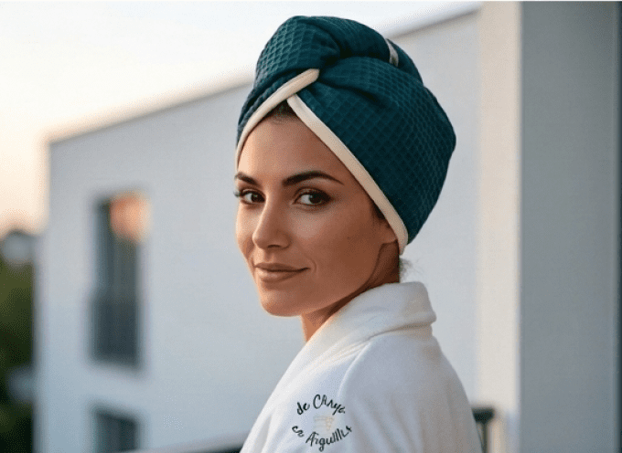 Couronne de bain Bleu Paon/bord blanc